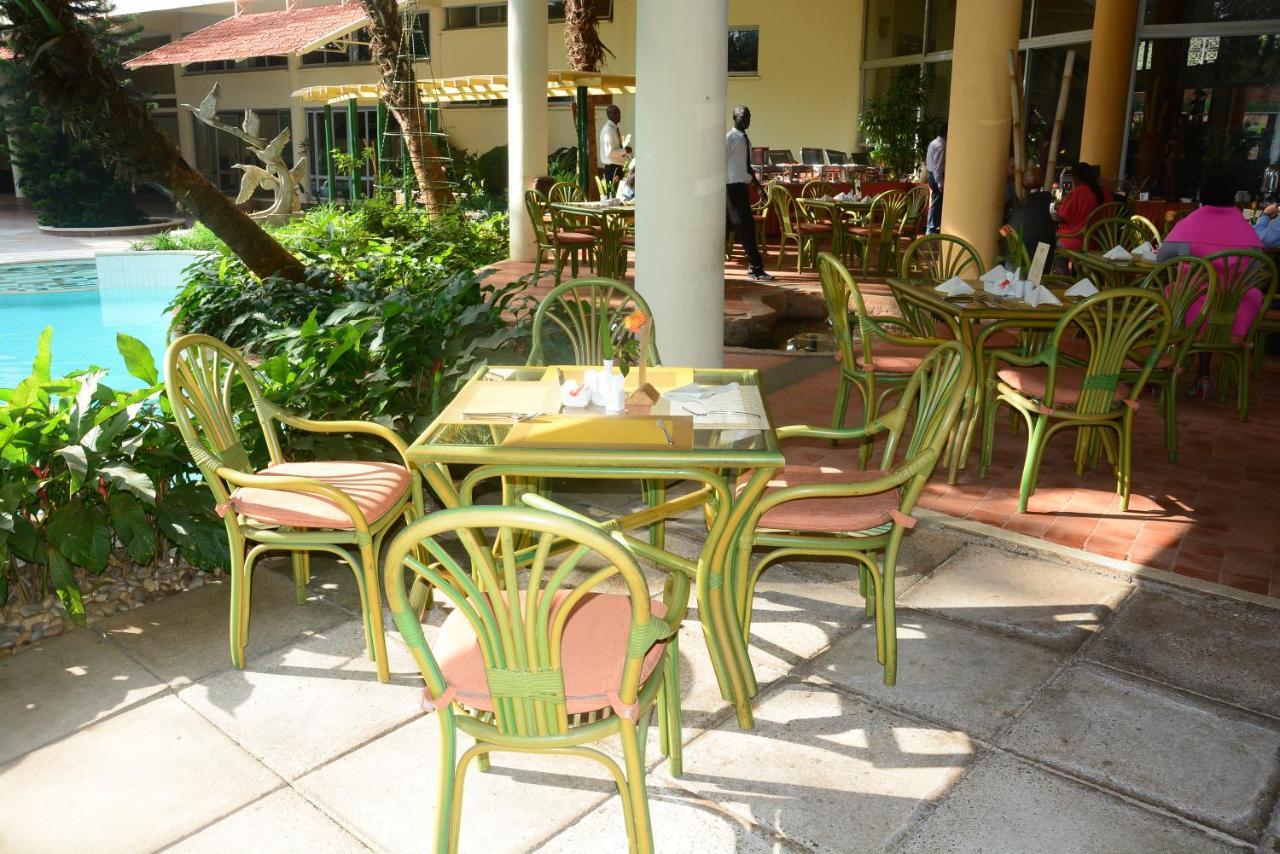 Golf Course Hotel Kampala Exteriér fotografie