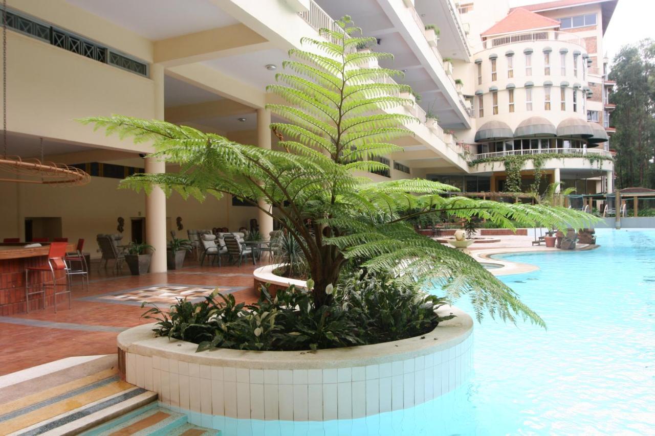 Golf Course Hotel Kampala Exteriér fotografie